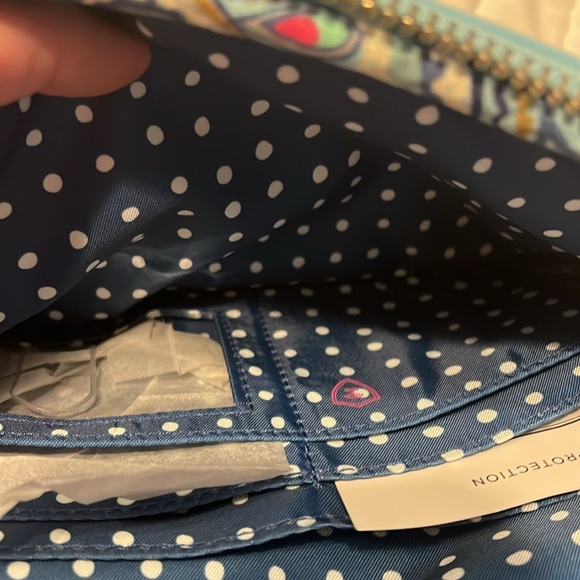 Vera Bradley crossbody lt.blue, teal, navy, pink - Picture 5 of 5